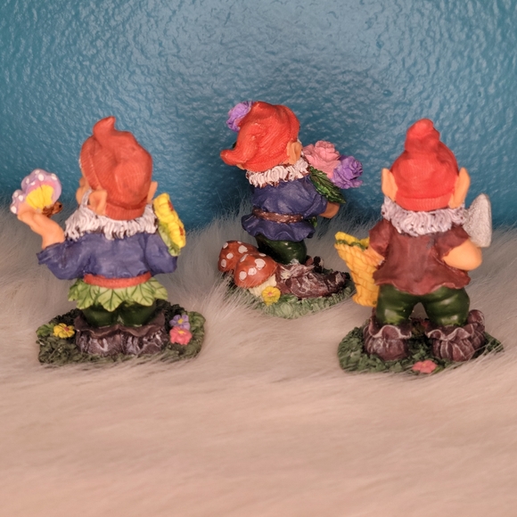 Knickknack figurines Set of three - Picture 5 of 6